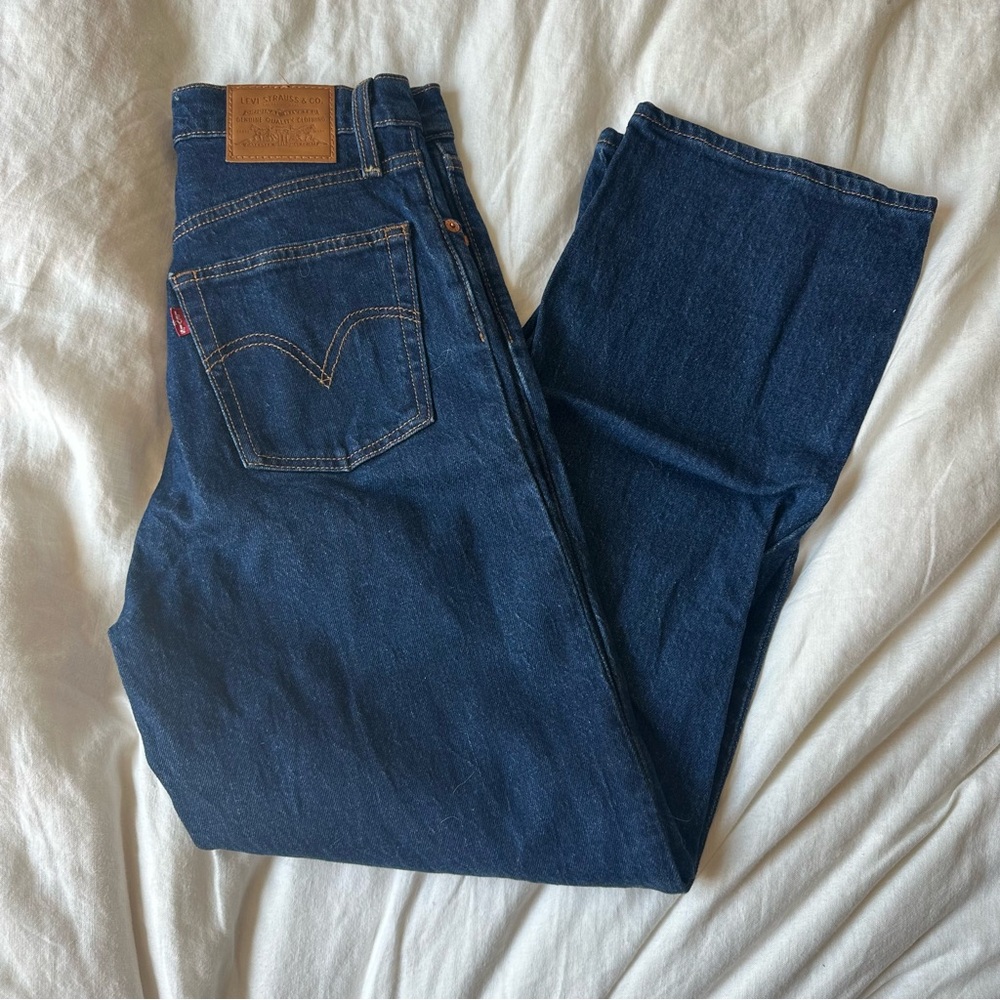 Levi’s Ribcage Staight Ankle | 26W x 27L dark blue wash